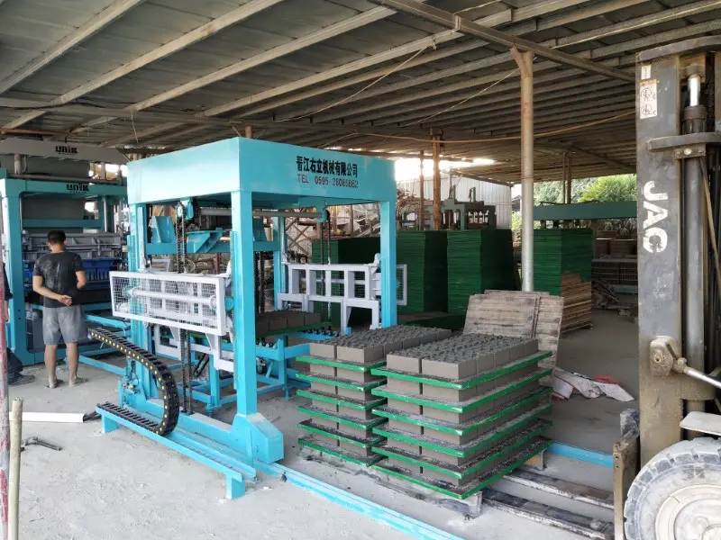 5 Cemento blokų mašinos naudojimo pranašumai