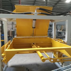 Priekinis tiekimo stalčius